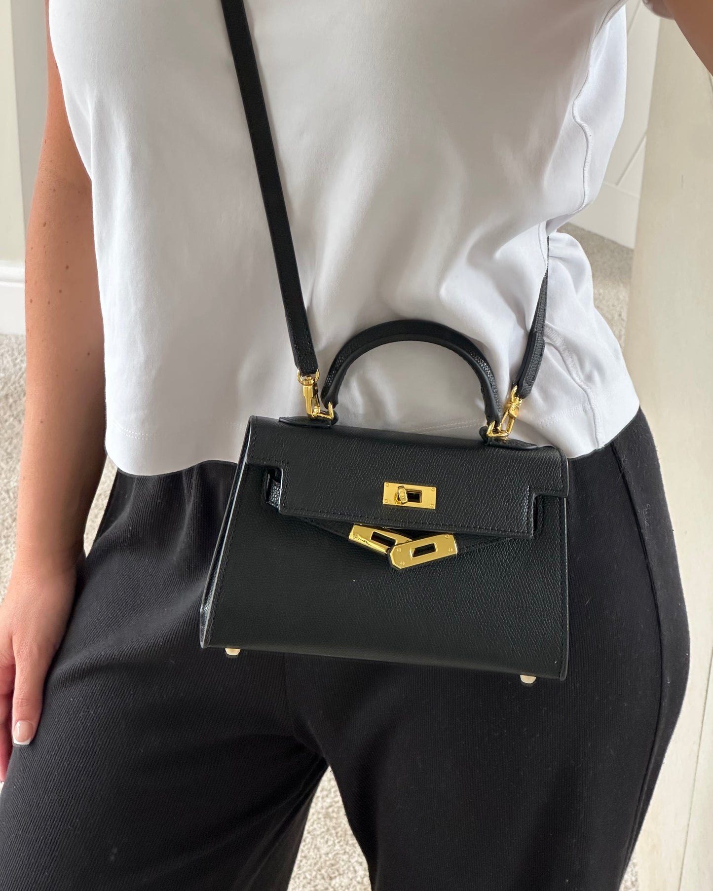 Roxy Bag - Mini - Black Treacle (Gold)