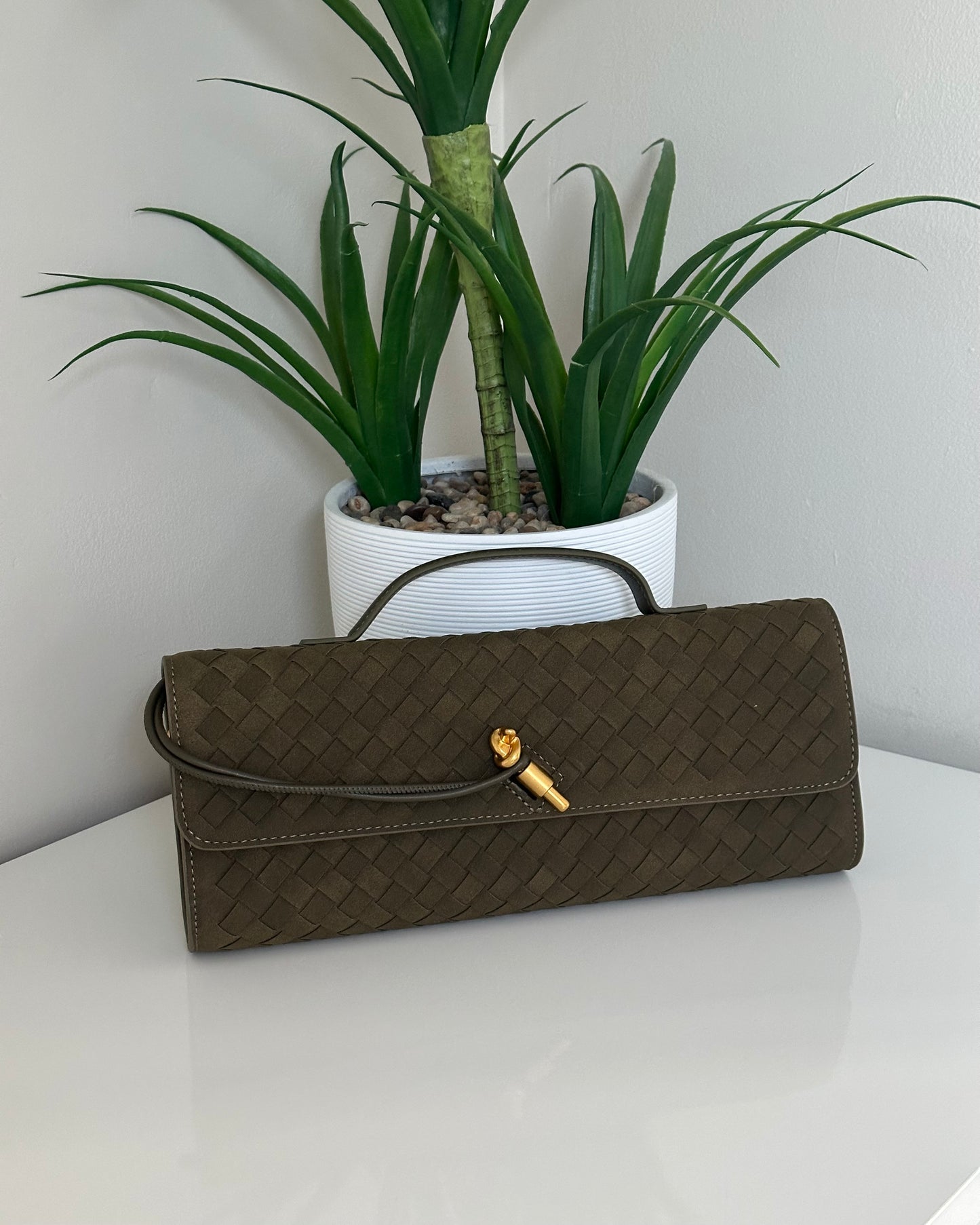 Victoria Bag - Olive (Suede)